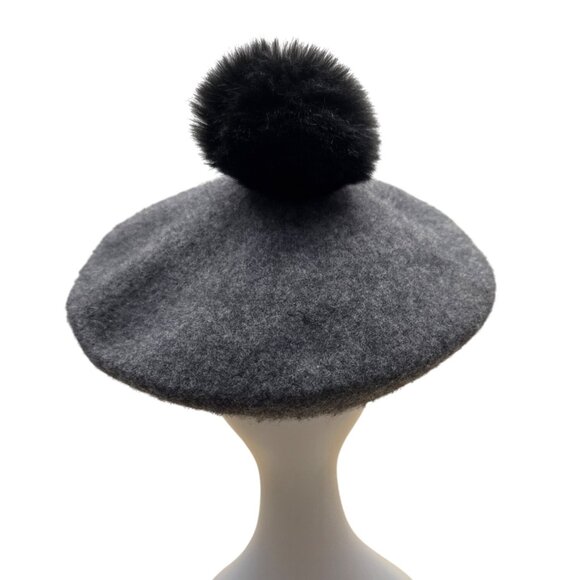 The Metropolitan Opera Gray Beret With Black Pom-Pom - Picture 2 of 7